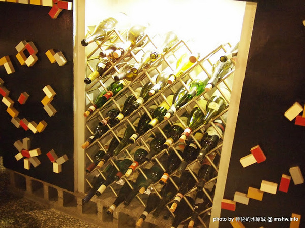 法義風味人文餐廳:【食記】歐風古堡覓食趣?口感獨特的豬腳 @ 台中西區-法義風味人文餐廳-The People Cafe