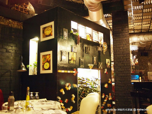 法義風味人文餐廳:【食記】歐風古堡覓食趣?口感獨特的豬腳 @ 台中西區-法義風味人文餐廳-The People Cafe