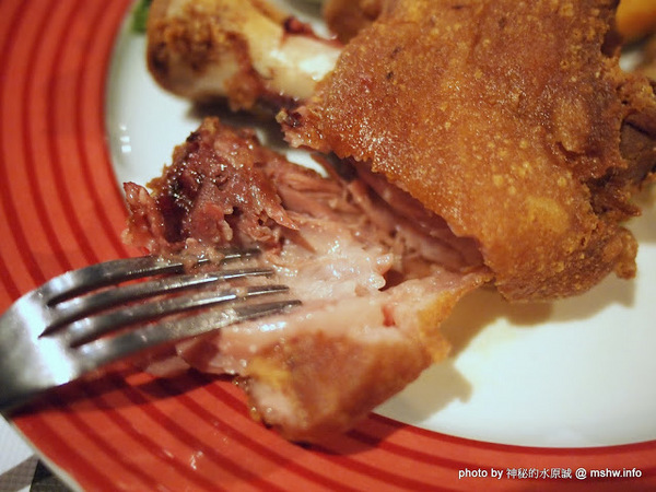 法義風味人文餐廳:【食記】歐風古堡覓食趣?口感獨特的豬腳 @ 台中西區-法義風味人文餐廳-The People Cafe