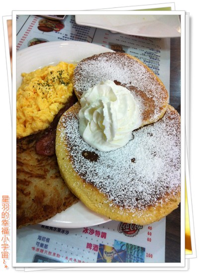 3mins美式餐廳(精城旗艦店)：【星羽愛美食-台中】吃不懂的美式早午餐店~3mins。