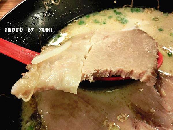 大海拉麵:【台中食記】推!超霸氣叉燒肉及蔥花不怕你吃~客製化叉燒拉麵/蔥花拉麵~cp值爆表@大海拉麵