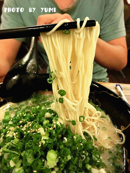 大海拉麵:【台中食記】推!超霸氣叉燒肉及蔥花不怕你吃~客製化叉燒拉麵/蔥花拉麵~cp值爆表@大海拉麵
