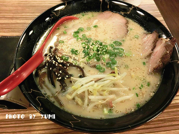 大海拉麵:【台中食記】推!超霸氣叉燒肉及蔥花不怕你吃~客製化叉燒拉麵/蔥花拉麵~cp值爆表@大海拉麵