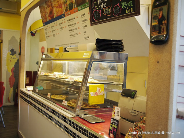 布宜諾比薩:【食記】台中西區-布宜諾披薩-Pizza Buena : 味道與份量尚可~不過還是去另一間吃好了@@