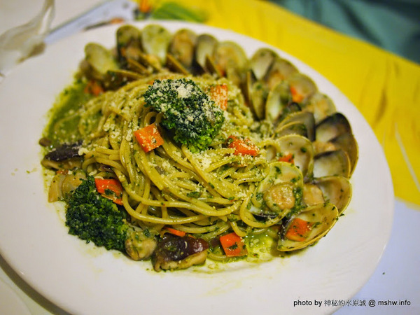 安徒生童話鄉村廚：【食記】台中Andersen Restaurant 安徒生童話鄉村廚@西區美術館 : 口味可接受,環境溫馨舒適,適合團體聚餐!