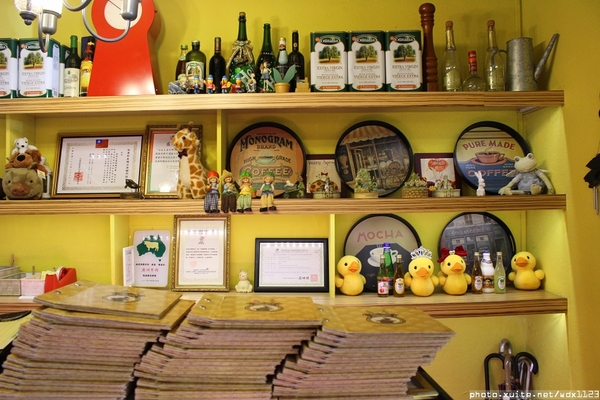 安徒生童話鄉村廚:安徒生童話鄉村廚✪溫馨可愛的餐廳,親子聚餐的好去處~103.01.09