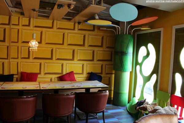 安徒生童話鄉村廚:安徒生童話鄉村廚✪溫馨可愛的餐廳,親子聚餐的好去處~103.01.09