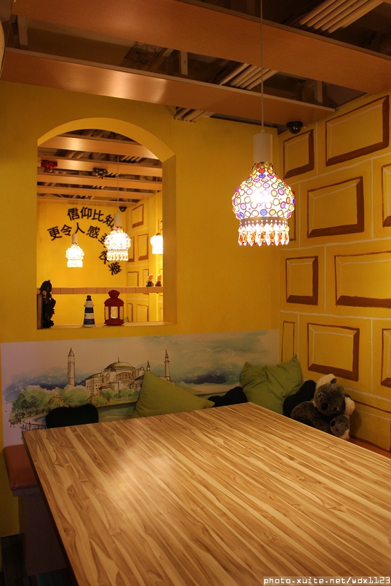 安徒生童話鄉村廚:安徒生童話鄉村廚✪溫馨可愛的餐廳,親子聚餐的好去處~103.01.09