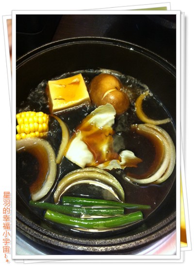 小北澤壽喜燒：【星羽愛美食-台中】湯頭改版依然好吃~小北澤壽喜燒。