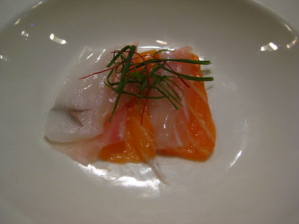 夏慕尼新香榭鐵板燒(台中中港店):台中>> 夏慕尼之~好吃到流淚-松板豬