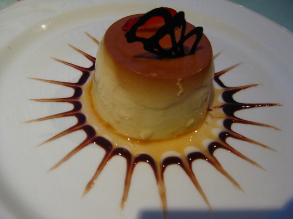 夏慕尼新香榭鐵板燒(台中中港店):台中>> 夏慕尼之~好吃到流淚-松板豬