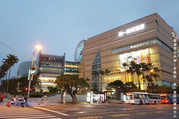 【高雄/前鎮區】輕軌列車體驗