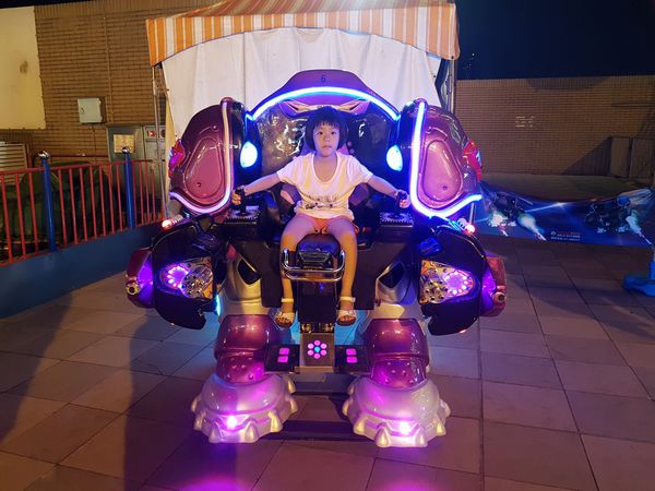 【高雄/前鎮區】統一夢時代摩天輪廣場