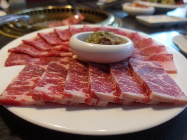 屋馬燒肉料亭(園邸店)：<台中>*母親節快樂*屋馬燒肉料亭