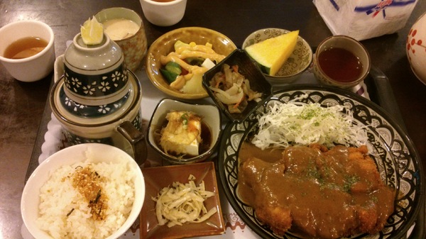 三好狸:大家都知道,就我不知道的”三好狸”日式定食…嚐鮮去