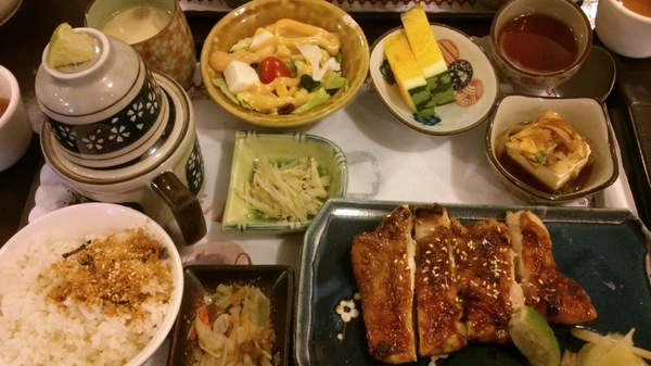 三好狸:大家都知道,就我不知道的”三好狸”日式定食…嚐鮮去