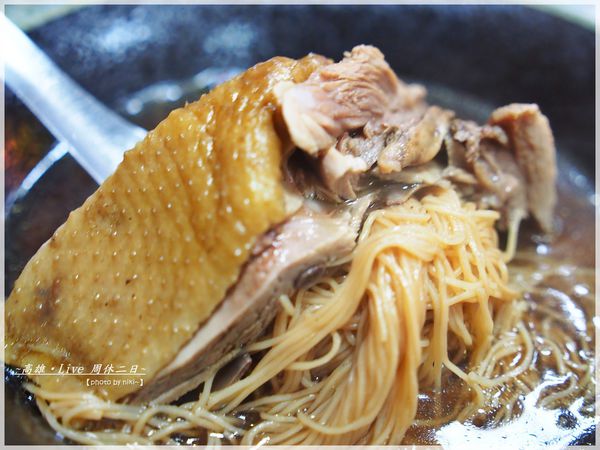 旗山老街_火車頭當歸鴨、香蕉雪糕、香蕉霜淇淋、梨大蛋中蛋、香蕉大餅