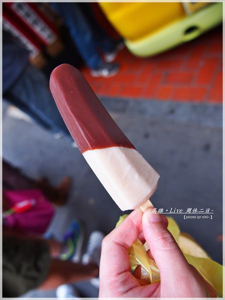 旗山老街_火車頭當歸鴨、香蕉雪糕、香蕉霜淇淋、梨大蛋中蛋、香蕉大餅