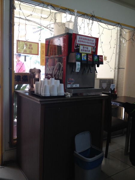 木下食堂:<日式餐廳>木下食堂-日本咖哩專賣彈跳出美味炸蝦