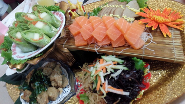 聖華宮素菜餐廳(彰化店)：聖華宮素菜餐廳~喜宴~吃素一下!!