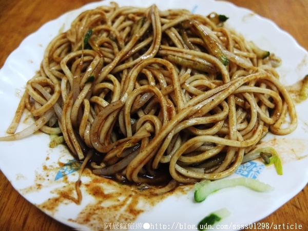 楊家涼麵:【美食特搜。屏東市】楊家涼麵。屏東三十年高人氣老店 麻醬風味涼麵清爽開胃