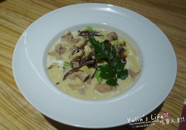 Long Trunk 長鼻子泰國餐廳：長鼻子泰國餐廳 LONG TRUNK THAI RESTAURANT ♥ 一個人也可以獨享 ♥ 中山美食