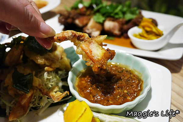 Long Trunk 長鼻子泰國餐廳：◆台北中山美食。捷運中山站【長鼻子泰國餐廳 LONG TRUNK THAI RESTAURANT】泰式套餐。泰國料理。泰國菜