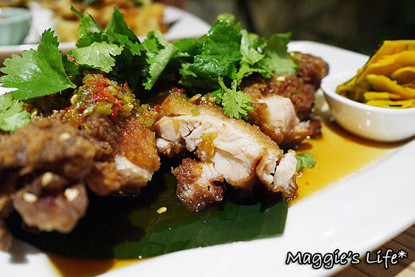 Long Trunk 長鼻子泰國餐廳：◆台北中山美食。捷運中山站【長鼻子泰國餐廳 LONG TRUNK THAI RESTAURANT】泰式套餐。泰國料理。泰國菜