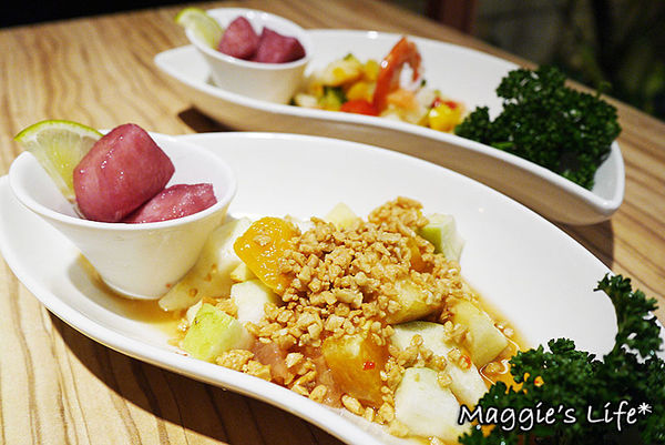 Long Trunk 長鼻子泰國餐廳：◆台北中山美食。捷運中山站【長鼻子泰國餐廳 LONG TRUNK THAI RESTAURANT】泰式套餐。泰國料理。泰國菜