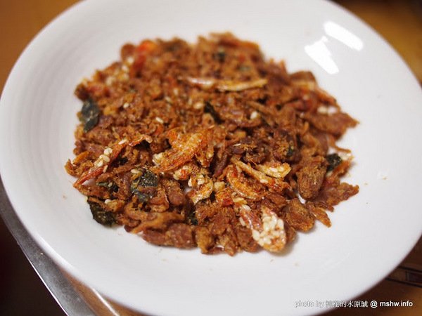 味益食品行:【食記】屏東東港-味益食品專業鬆品專賣店-鮪魚鬆,花殼脆鬆 : 傳承古法技藝,外銷歐洲的獨特肉品