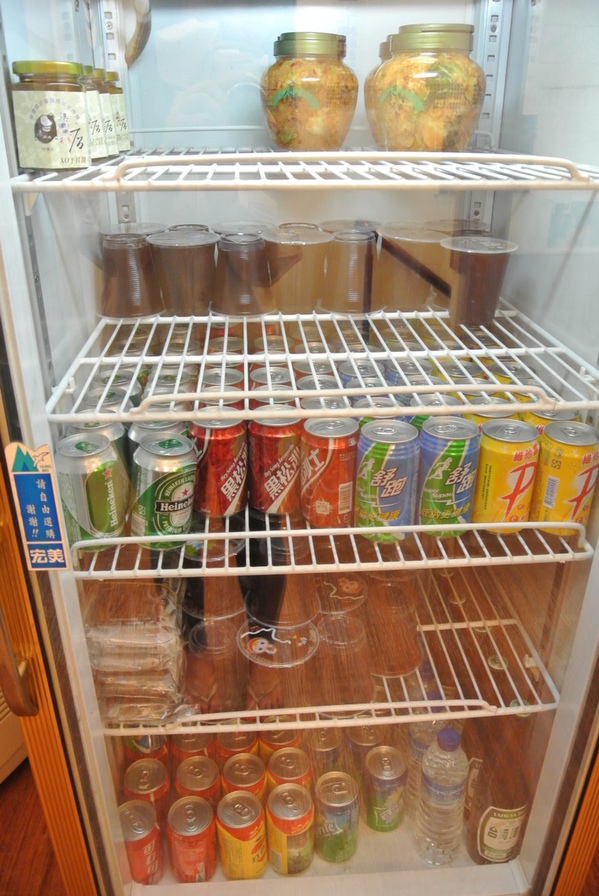 梁婆婆臭豆腐：[小吃]台中♥從路邊攤到三家店面的超ㄅㄧㄤˋ臭豆腐♥梁婆婆臭豆腐(向上總店)