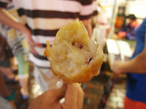 碧砂漁港:【基隆】碧砂漁港。現殺海膽好美味