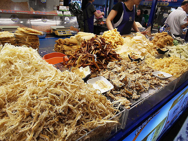 碧砂漁港:【基隆】碧砂漁港。現殺海膽好美味