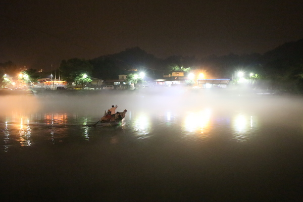 新北市碧潭風景區:與碧潭有約『銅響‧夏至』碧潭吊橋光雕秀