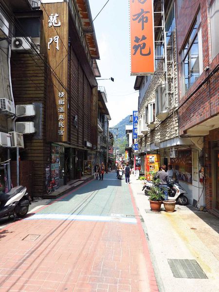 【台北旅遊】烏來老街、新店碧潭台北一日遊