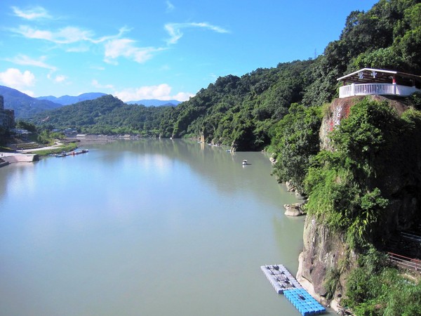 碧潭:新店碧潭 - 和美山步道:輕鬆賞景步道