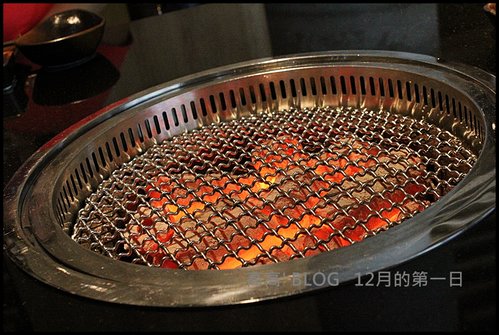 碳佐麻里(美術館旗艦店)：[高雄] 碳佐麻里精品燒肉。個人燒肉商業午餐