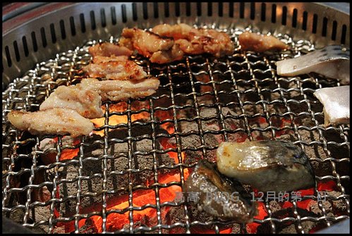 碳佐麻里(美術館旗艦店)：[高雄] 碳佐麻里精品燒肉。個人燒肉商業午餐