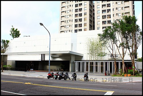 碳佐麻里(美術館旗艦店)：[高雄] 碳佐麻里精品燒肉。個人燒肉商業午餐