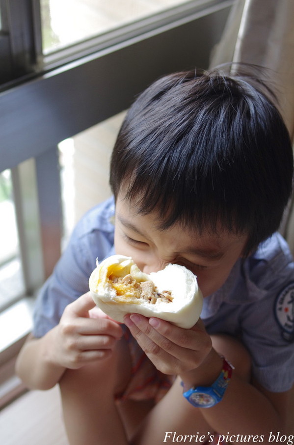 店小二食品行：彰化鹿港美食~店小二包子~堅持真材實料的用心包子店！