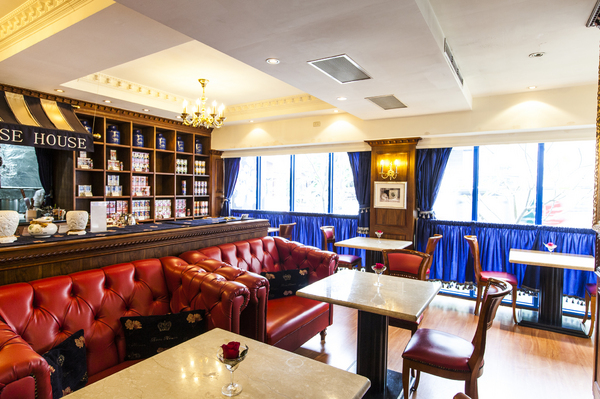 古典玫瑰園(桃園林口店)：【桃園】龜山午後的美好時光-古典玫瑰園林口店