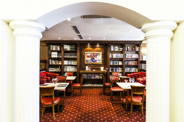 古典玫瑰園(桃園林口店)：【桃園】龜山午後的美好時光-古典玫瑰園林口店