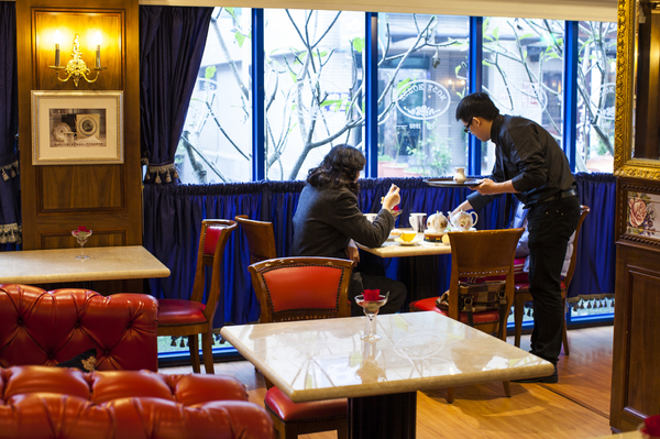 古典玫瑰園(桃園林口店)：【桃園】龜山午後的美好時光-古典玫瑰園林口店