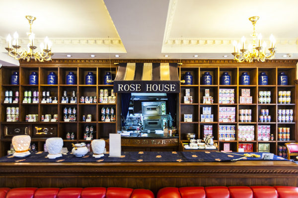 古典玫瑰園(桃園林口店)：【桃園】龜山午後的美好時光-古典玫瑰園林口店