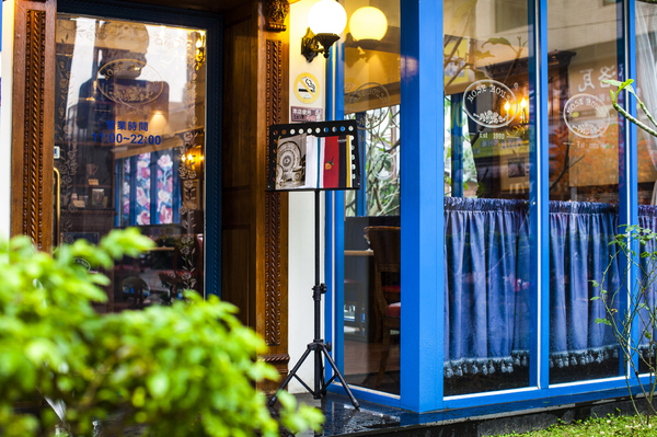 古典玫瑰園(桃園林口店)：【桃園】龜山午後的美好時光-古典玫瑰園林口店