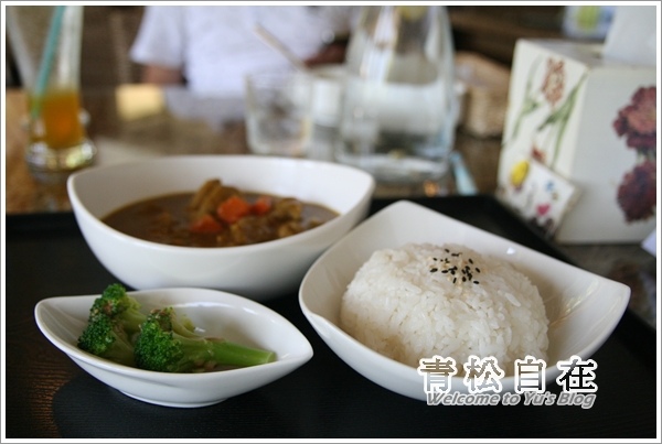 青松自在：※苗栗。【青松自在】