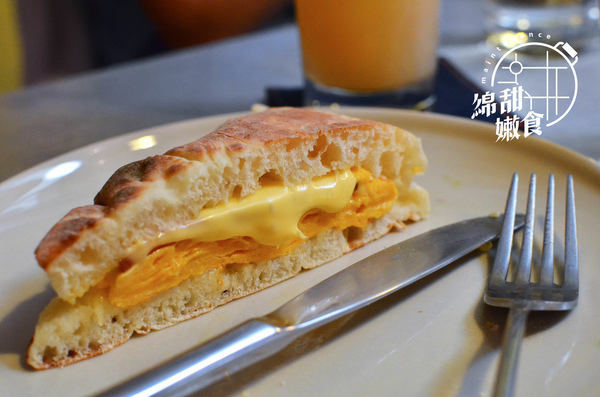 窩著咖啡 perch cafe：『台北||大安』窩在這發呆慢慢聊-窩著Perch Cafe