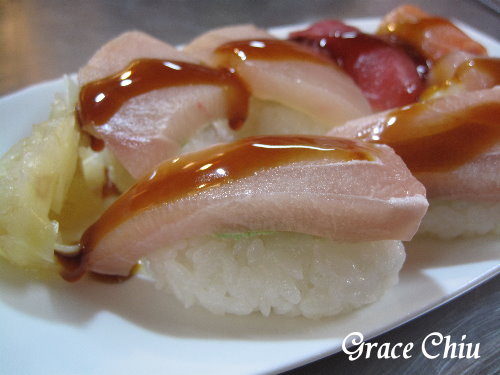 仁愛市場第一棟二樓A33攤：A33攤生魚飯～想吃請耐心等候^^