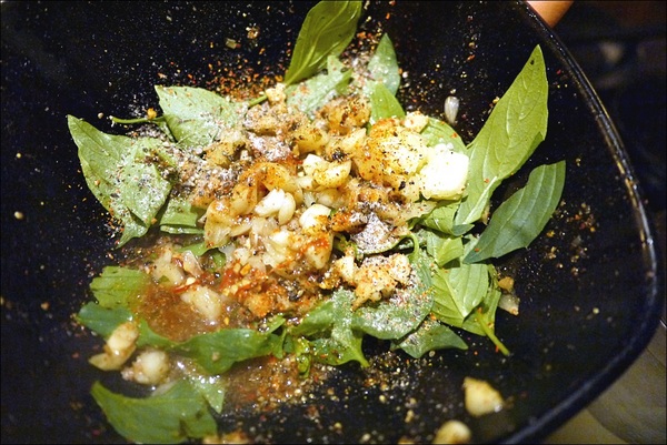 潮肉壽喜燒(忠孝店)：【潮肉壽喜燒】好吃永遠值得久候！超優質壽喜燒又一發！