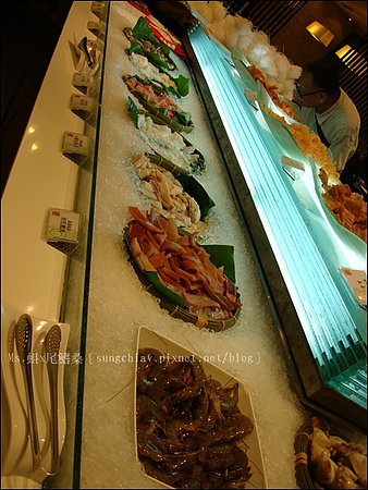 精彩火鍋(台北館前店)：［台北車站］精彩火鍋．新鮮食材吃到飽